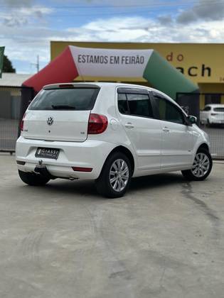 VOLKSWAGEN FOX 1.6 MI 8V FLEX 4P MANUAL VOLKSWAGEN FOX 1.6 MI 8V FLEX 4P MANUAL